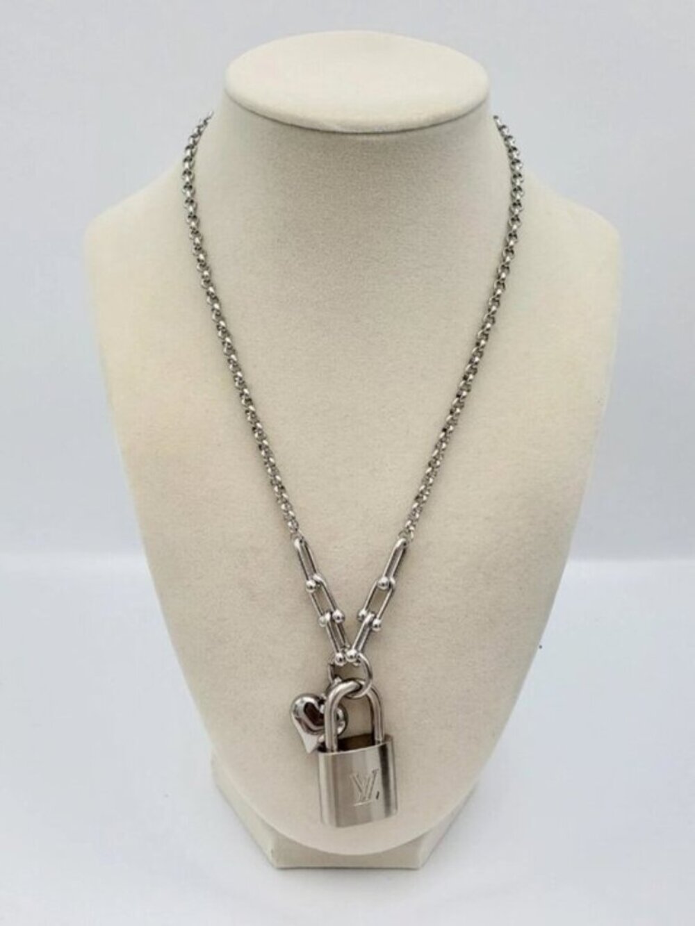 Authentic Louis Vuitton Vintage Silver Padlock Necklace✦Unbranded Silver Plated - Picture 8 of 14